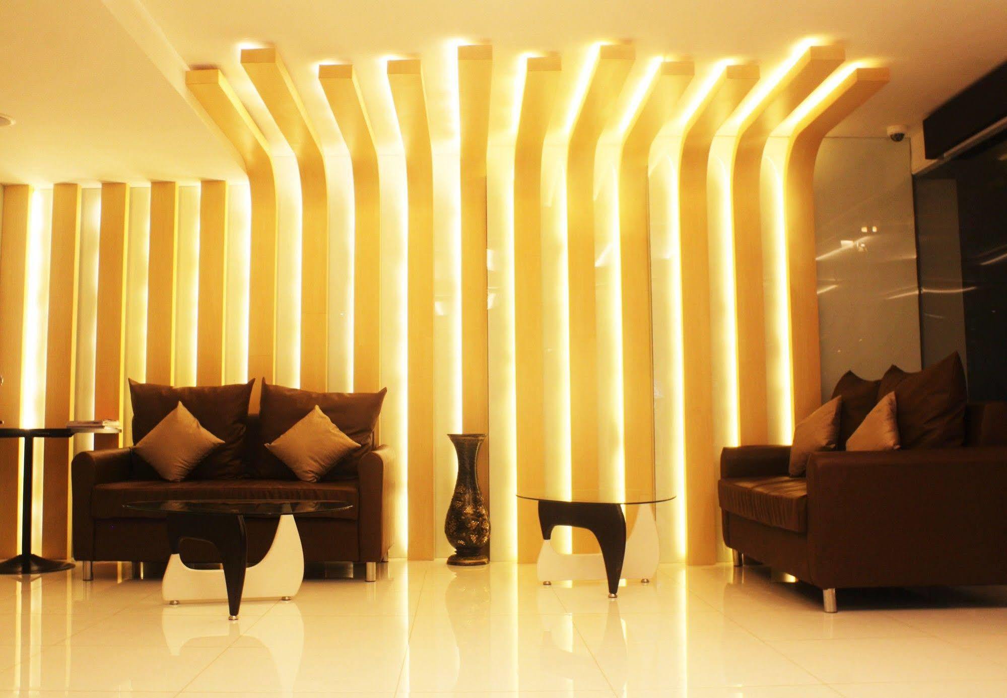 Metro Hotel & Spa Thung Song Εξωτερικό φωτογραφία