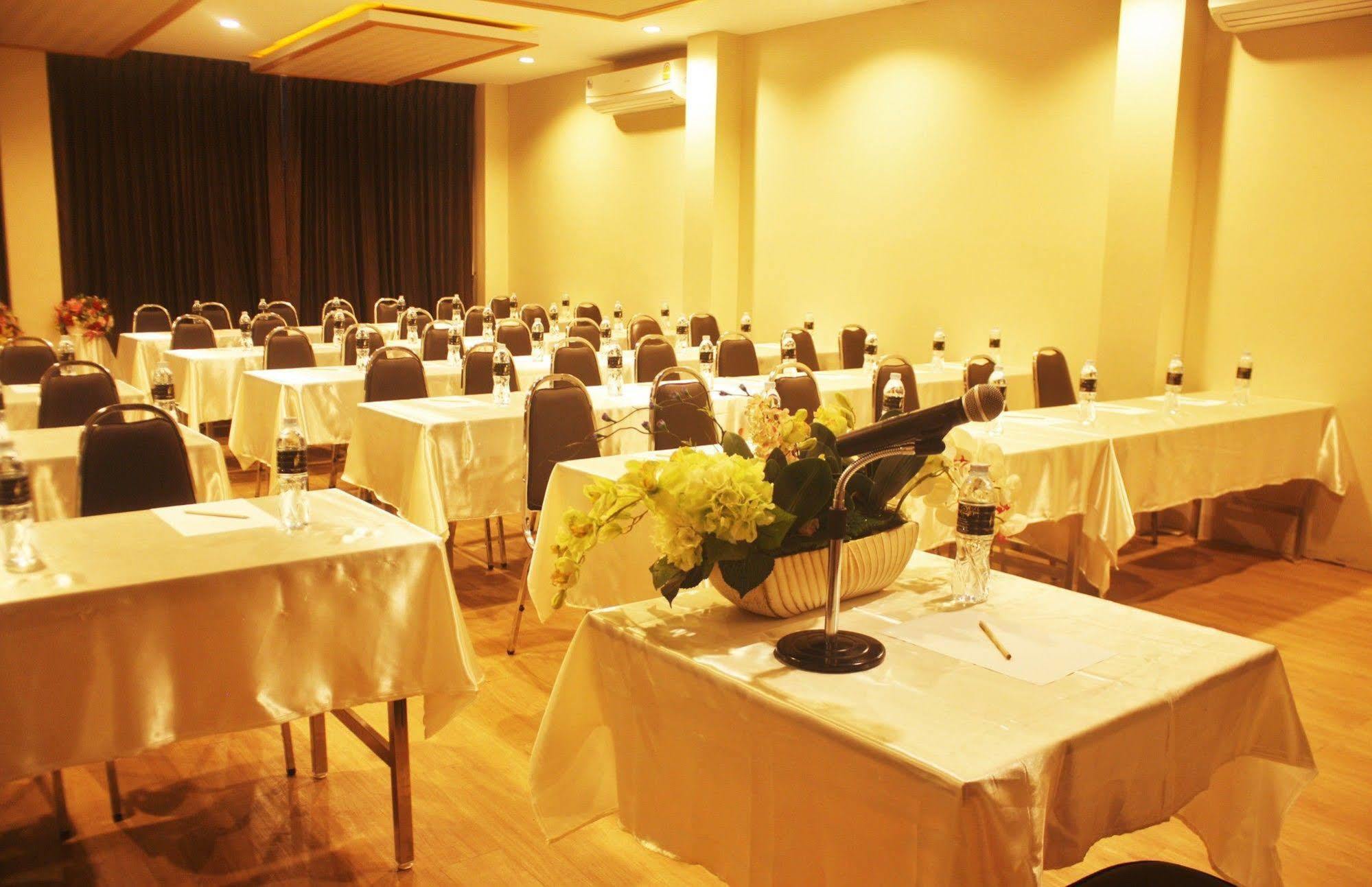 Metro Hotel & Spa Thung Song Εξωτερικό φωτογραφία